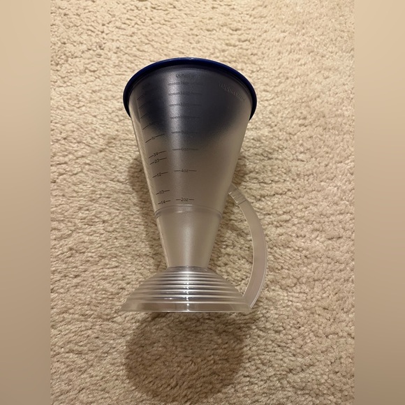 Tupperware measuring cone - Picture 3 of 11